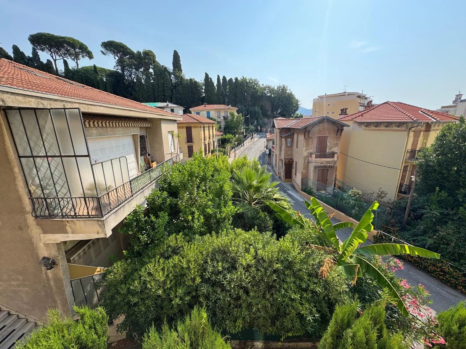 Appartement 2 pièces rénové avec soin